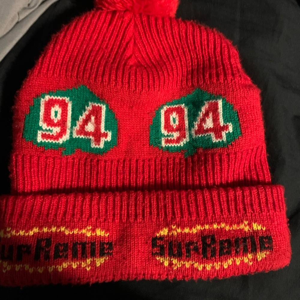 Supreme Christmas Pom beanie